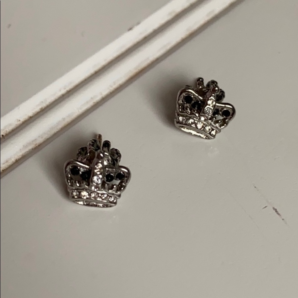 Juicy Couture crown stud earrings